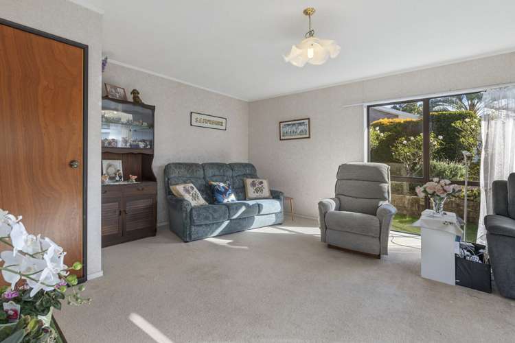 4 Edith Way Matua_4
