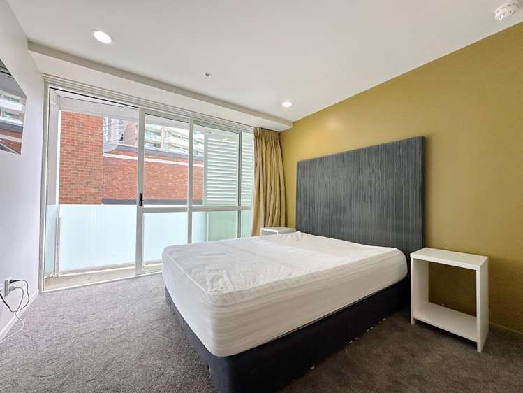 705/10 Waterloo Quadrant Auckland Central_4