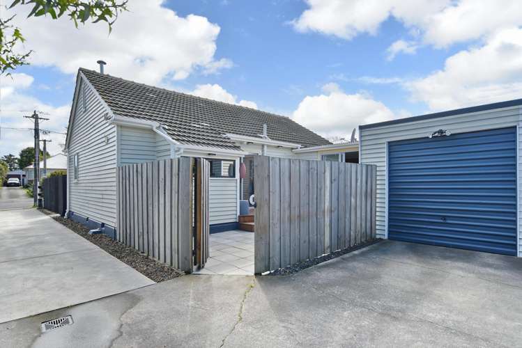 14 Pannell Avenue Wainoni_27