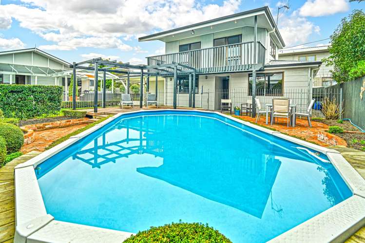 402 Lumsden Road Akina_1
