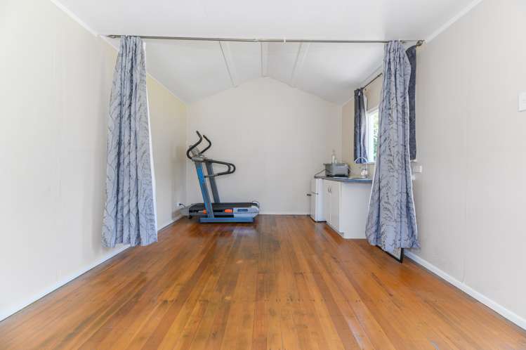 32 South Lynn Road Titirangi_14
