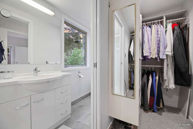 6 Cronin Place Beach Haven_16