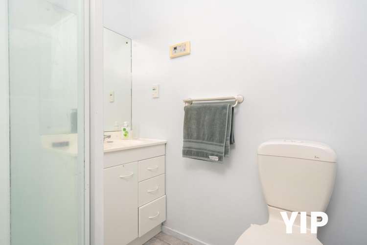 33 Peppertree Lane Woodridge_10