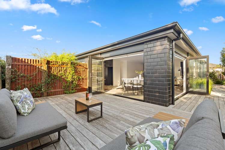 27A Lillian Place Orewa_10