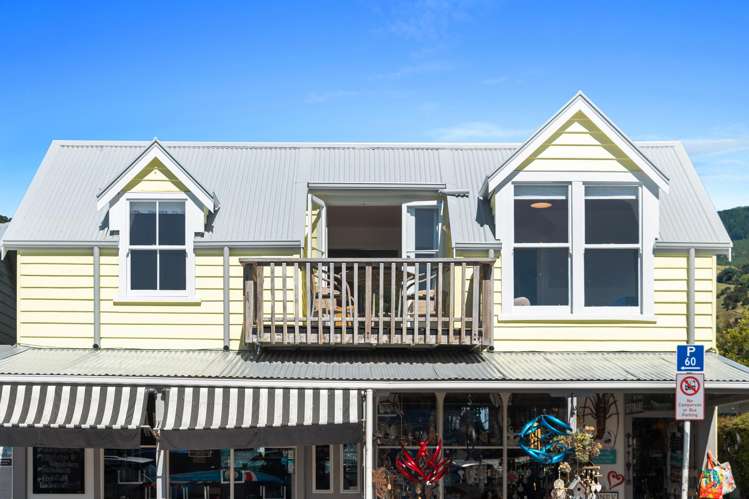 67 Beach Road Akaroa_47