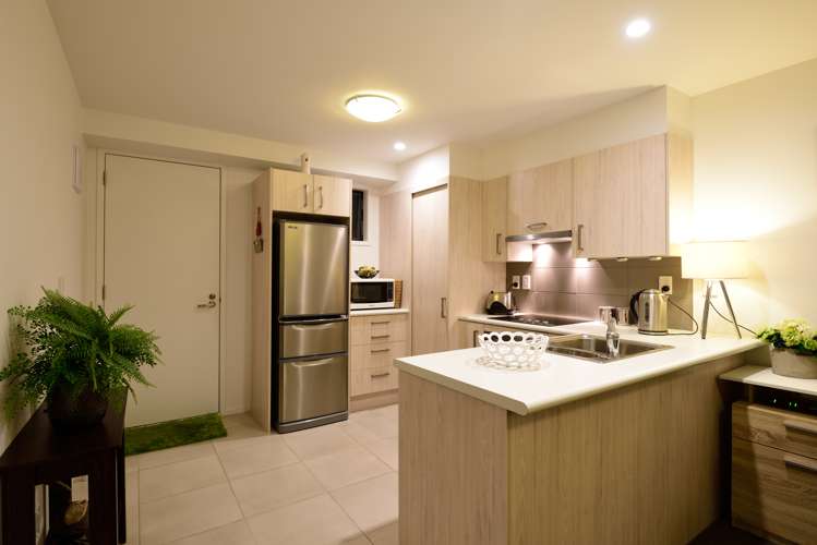 111/17 Link Crescent Stanmore Bay_9