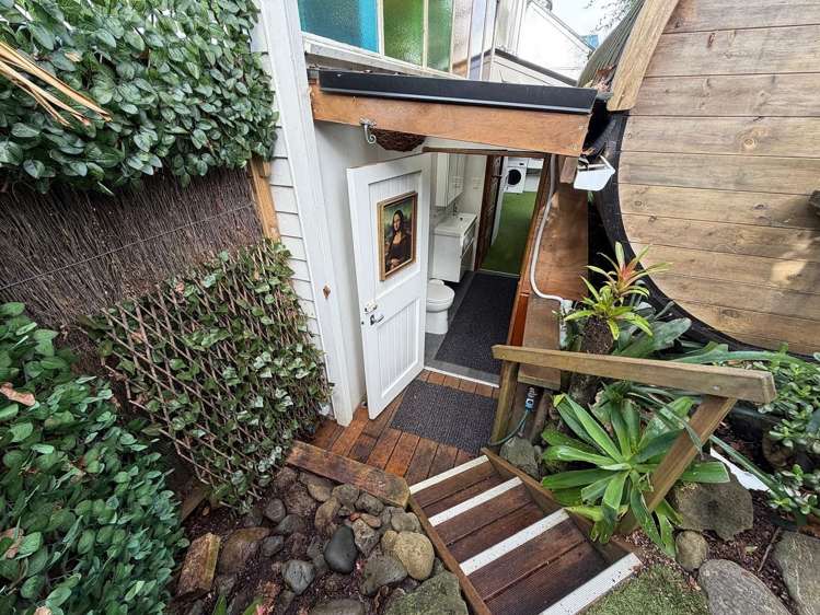36B Rame Road Greenhithe_12
