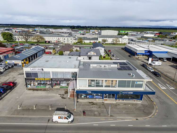 228 Dee Street and 11 Earnslaw Street Avenal_6