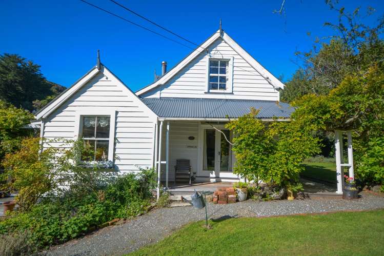 59 Grehan Valley Road Akaroa_2