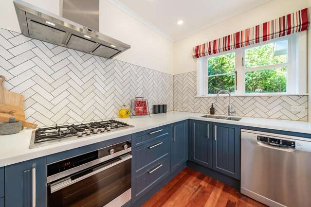 8 Saint Albans Avenue Karori_4