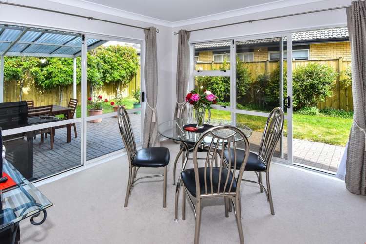 39 Stranraer Crescent Wattle Downs_9