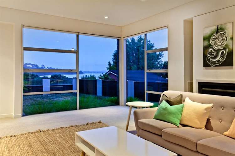 357 Royal Road Massey_24