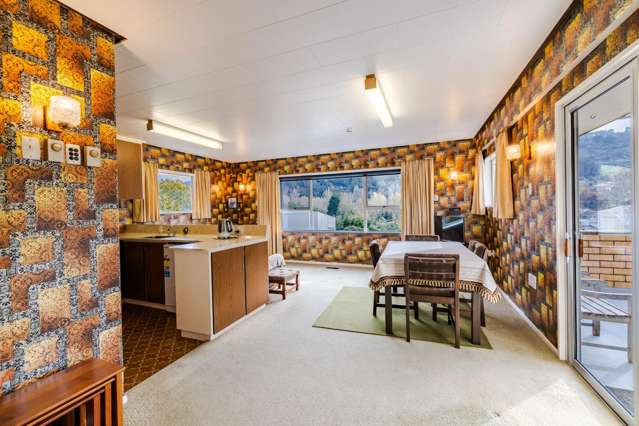 18 Bouverie Street North East Valley_1