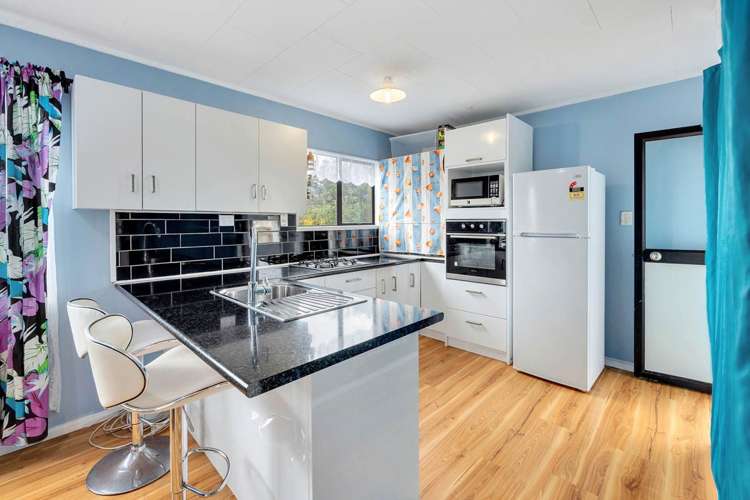 2/12 Cameron Place Ranui_6