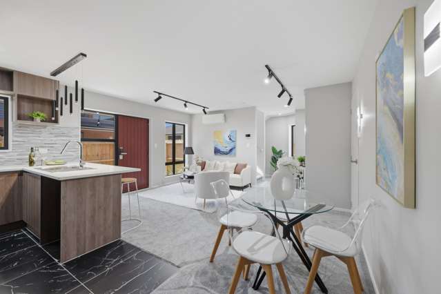 1-3/716 Massey Road Mangere_2