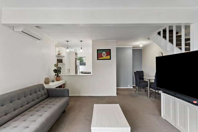 2A Makatote Grove Churton Park_3