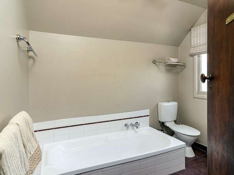 2 Kowhai Avenue Annesbrook_14