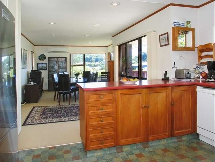 8 Pukerua Beach Road Pukerua Bay_6