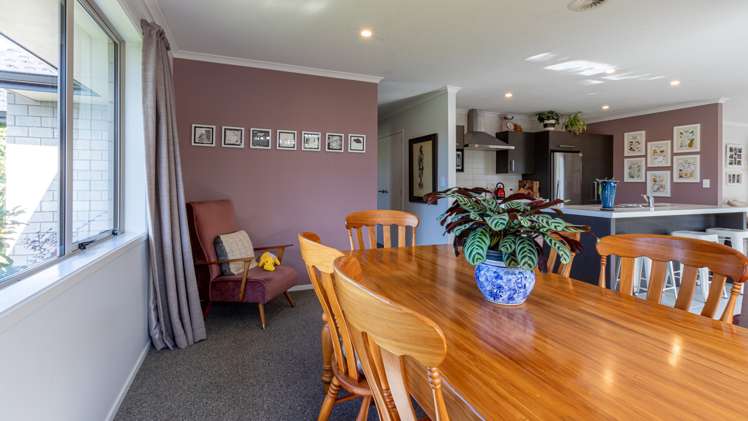 35 West Thompson Street Leamington_2