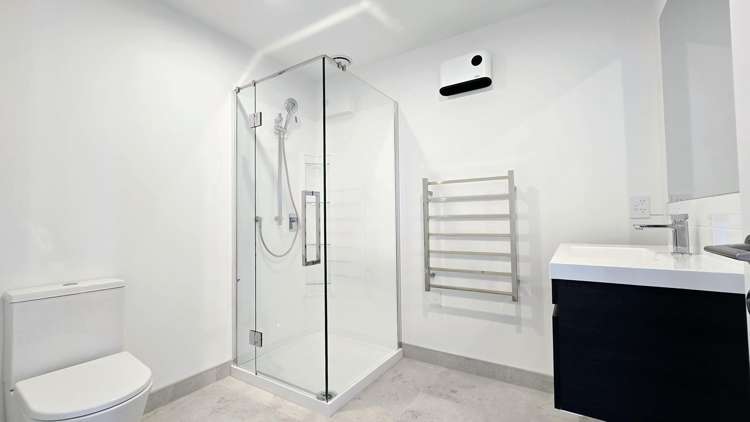 7/36 Henry Tayler Rise Milldale_10