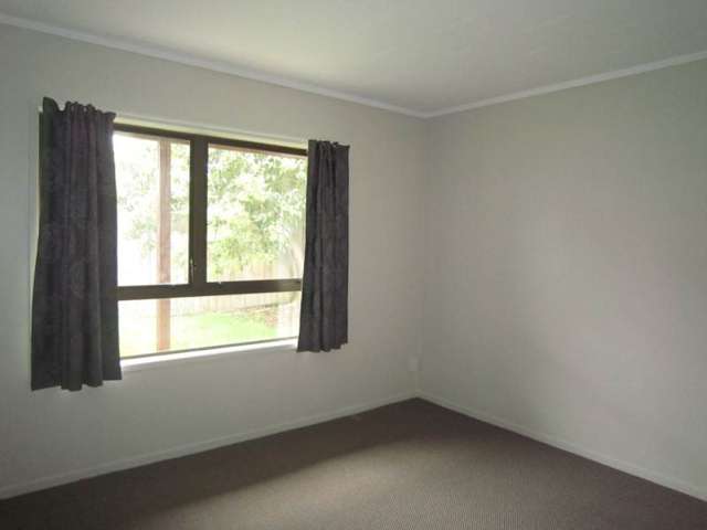 8/12 Maru Road Takanini_3