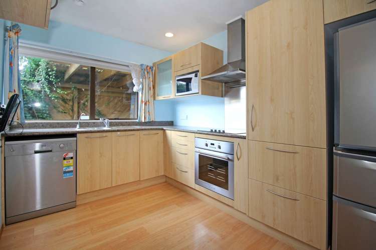 2/54 Dominion Street Takapuna_6