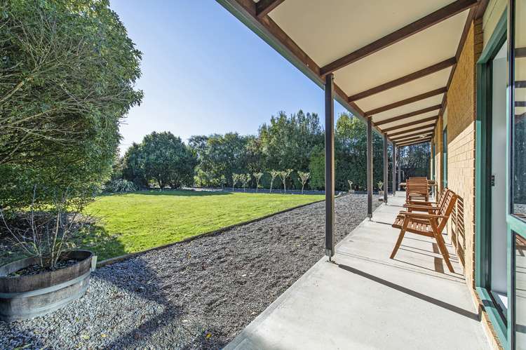 1707 Cust Road Cust_25