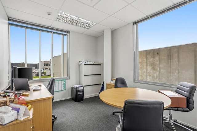 Unit G4/27-29 William Pickering Drive Rosedale_4