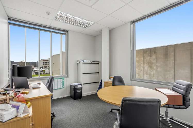 Unit G4/27-29 William Pickering Drive Rosedale_4