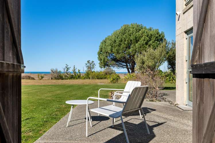 16 Hinepango Drive Rarangi_18