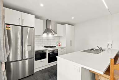 1A Grandison Crescent_4