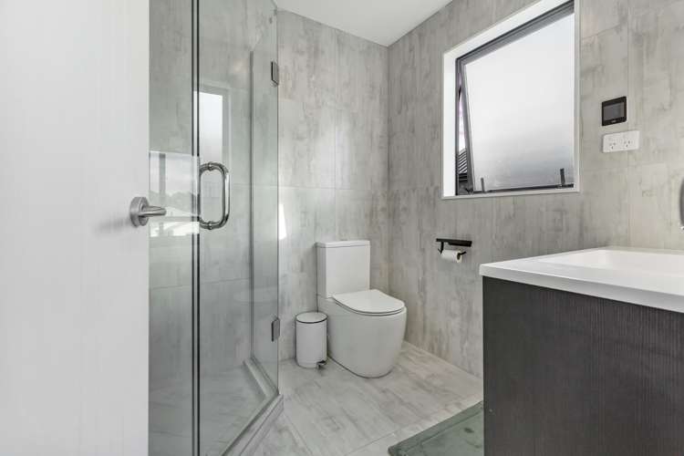 24 Lumbarda Drive Kumeu_11