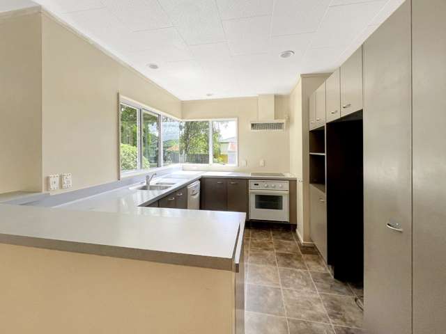 54 Dalfield Place Highbury_2