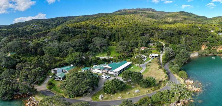 735 Whangaparapara Road Great Barrier Island_18