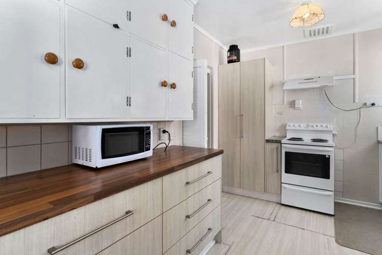 12 Anzac Road Gate Pa_9