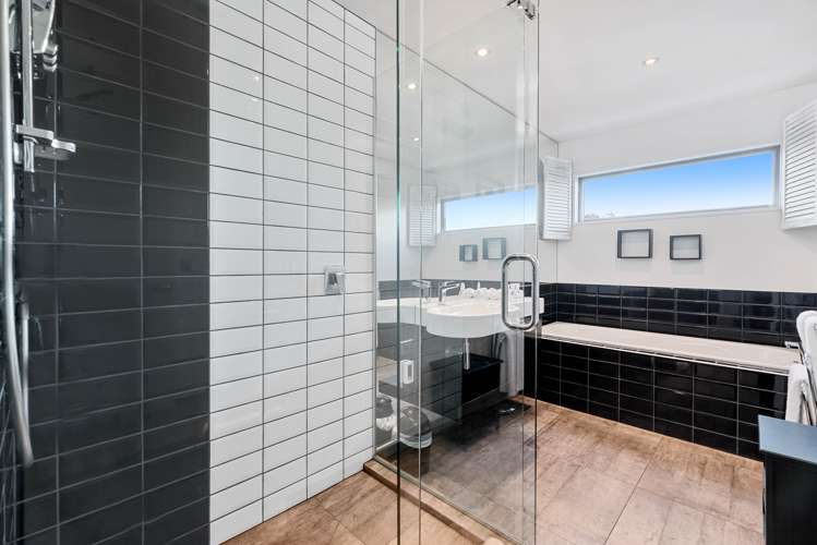 84 Hensman Road Queenstown_17