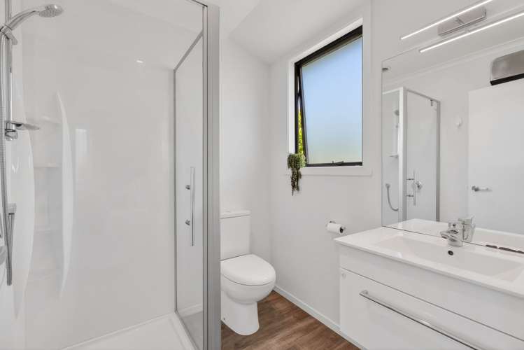 9 Isthmus Place Lake Hawea_16