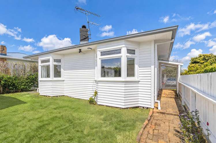 26 Fergusson Avenue Sandringham_10