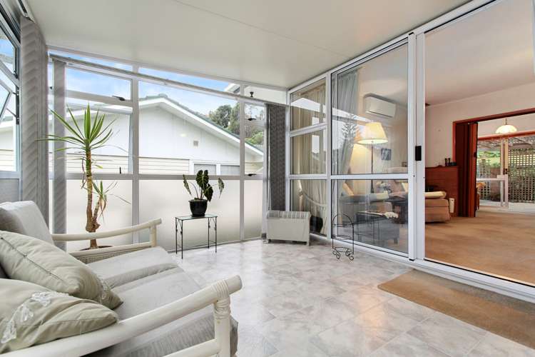 8 Staincross Street Green Bay_5