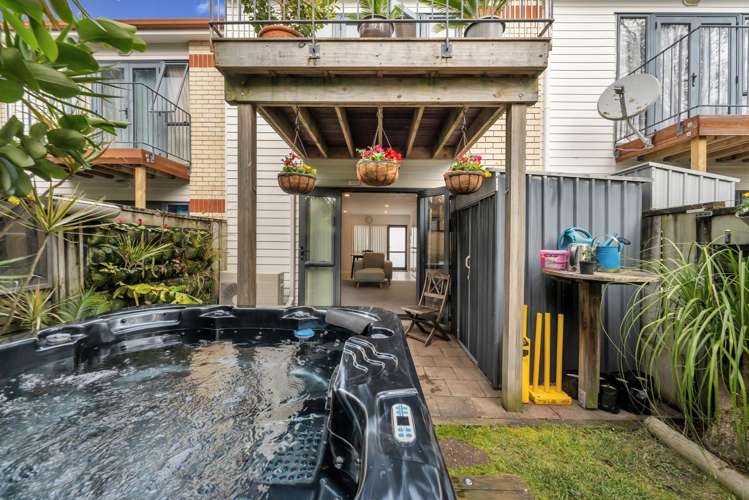 14/3 Ambrico Place New Lynn_18