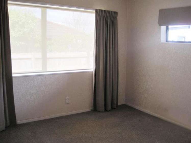 1/11 Turama Road Royal Oak_7