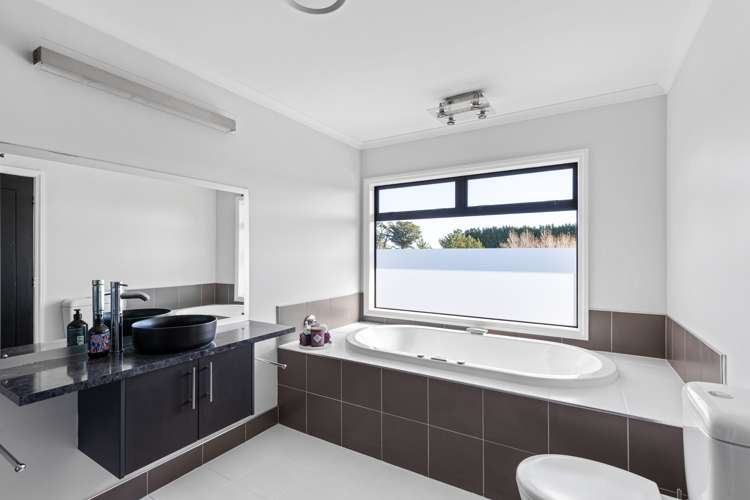 354 Henwood Road Hillsborough_11