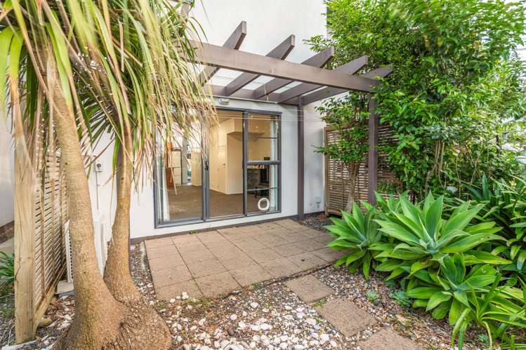 38/42 Holly Street Avondale_3