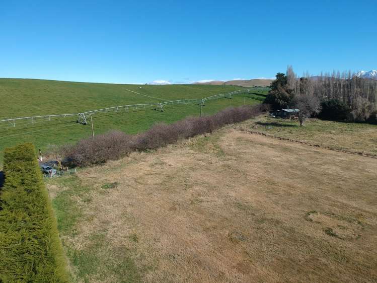 Earthquake Road Duntroon_5