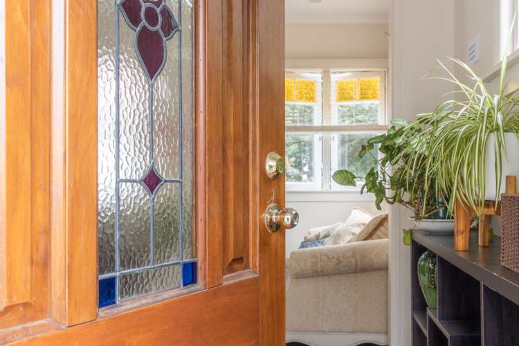 14 Downe Street New Plymouth Central_1