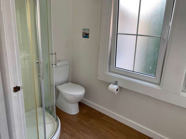 6 Awaroa Road Helensville_4