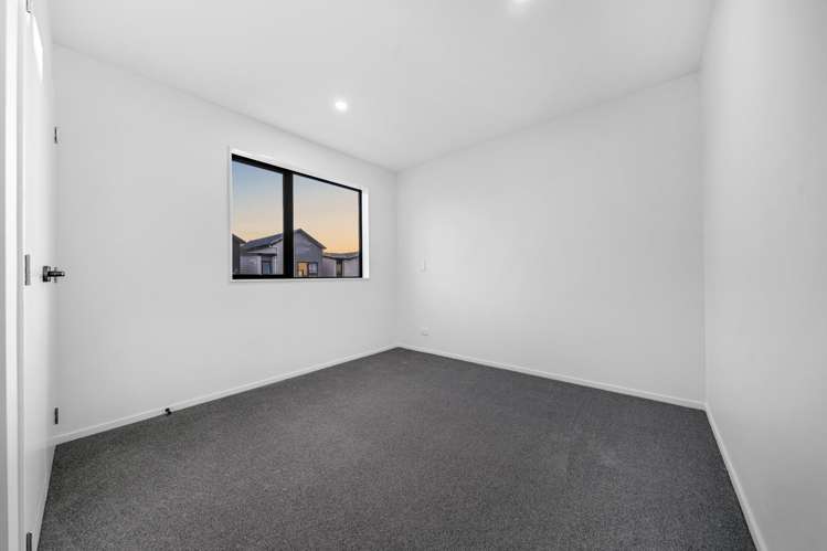 22 Whare Kauri Road Papakura_15