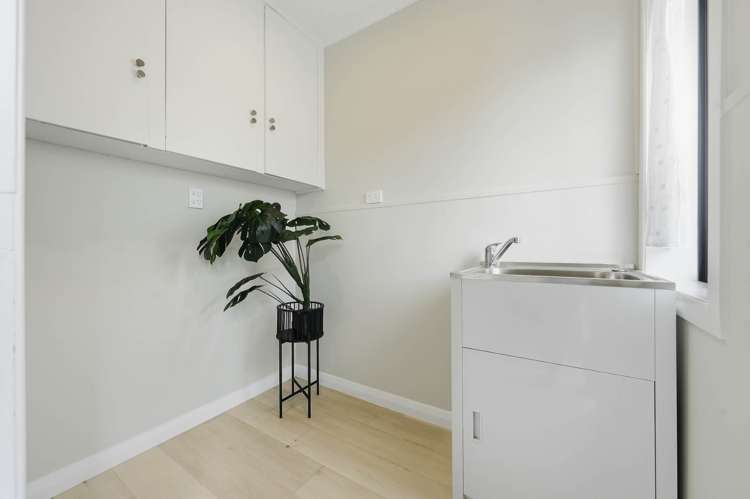 81 Melrose Road Mt Roskill_16