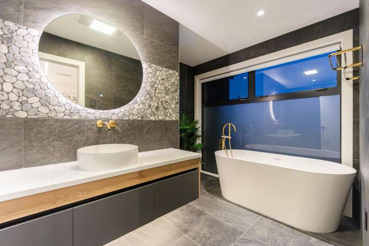 4 Taku Close Long Bay_29
