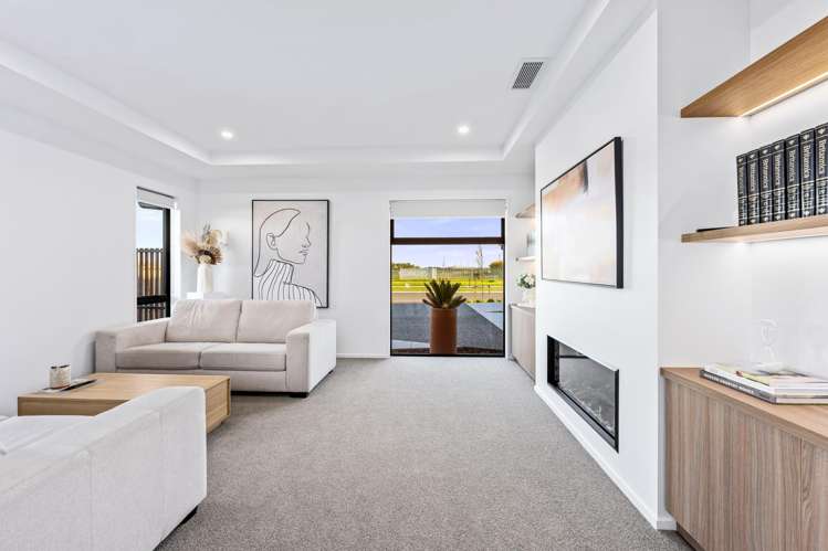 3 Earlsbrook Boulevard Lincoln_10